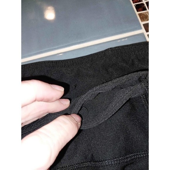 Black Workout leggings by RBX w/reflective stripes Sz L Poly 92% Spandex 8% - Picture 3 of 5